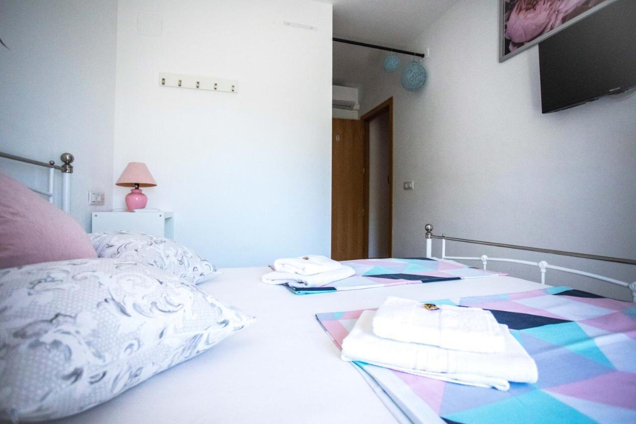 Corals B&B Apartment Денія Екстер'єр фото